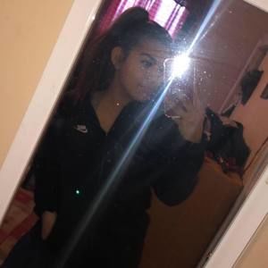 Meet your Posher, Melanie